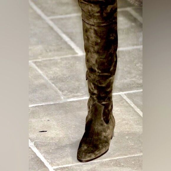 Ralph Lauren Fall 2006 Runway Collection Italian Mink Suede Over the Knee Boot - Picture 9 of 16